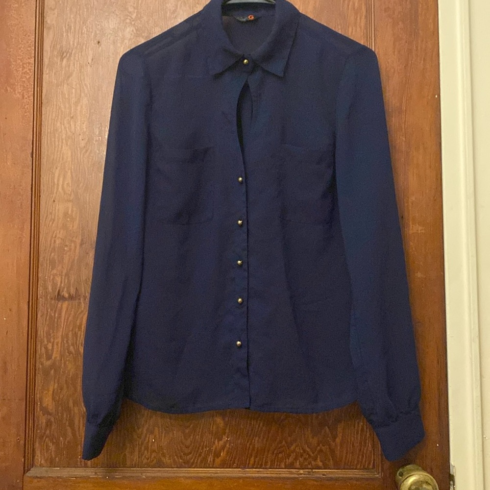 G by Guess long sleeve blouse. Size small. Sheer material.